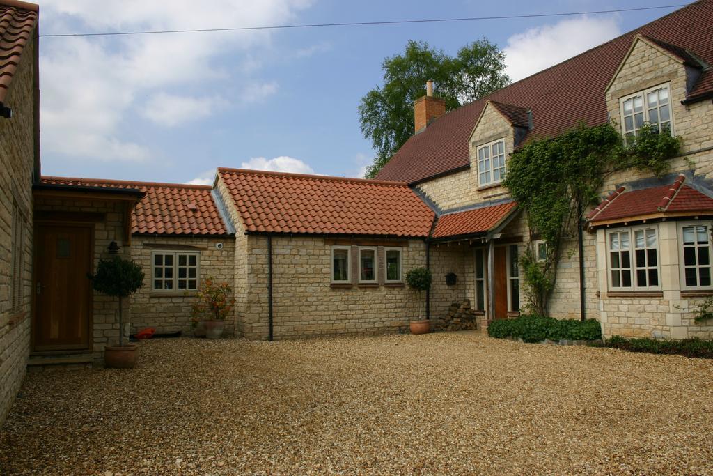 The Swallows Rest Bed & Breakfast Brigstock Esterno foto